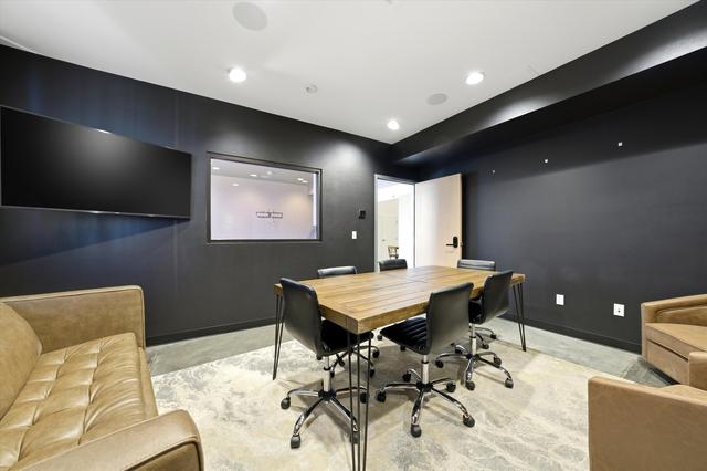 Private meeting room