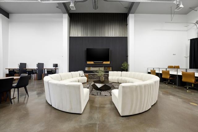 Reception and lounge